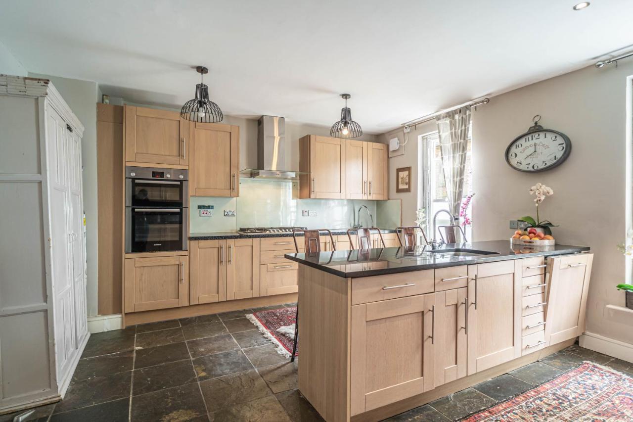 House Close To Kings Cross Лондон Екстериор снимка